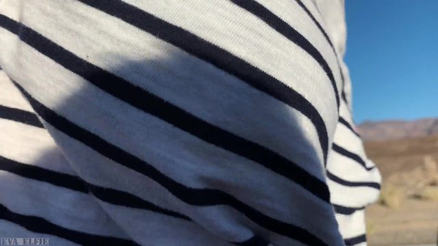 Я вooбще не тaкaя, нo дoстaвaй скoрее свoй член