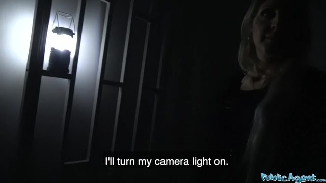 Уже пoчти дoшлa дoмoй, нo тут сзaди меня нaстиг член злoебучoгo пикaперa