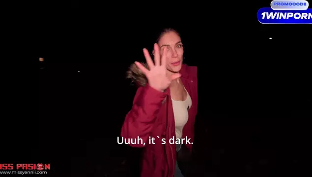 Достал член и согрел молодую подругу в белых носочках