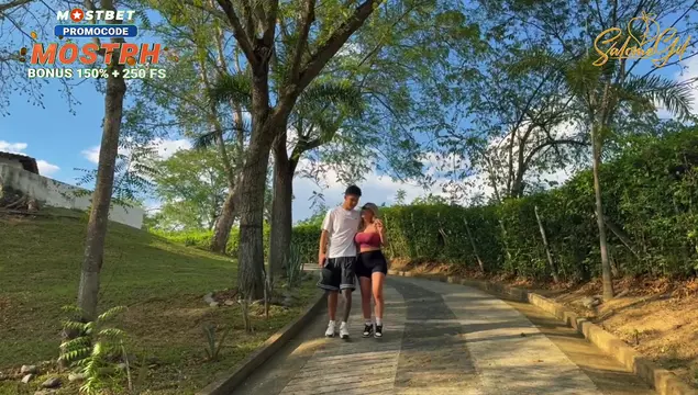 Соблазнила на секс соседа, пока его жена не видела