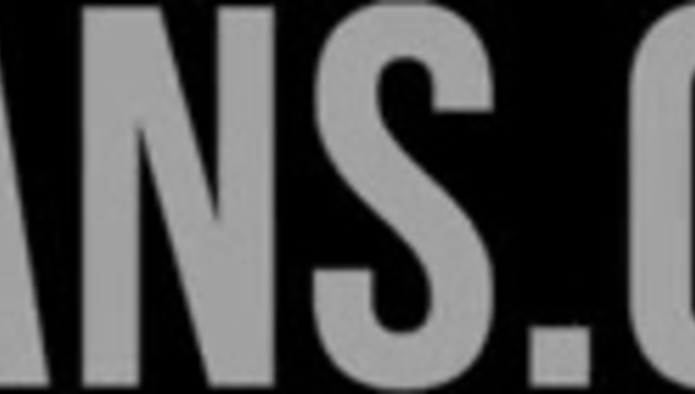 Арендодатель Johnny Sins трахнул молодую блондинку большим членом