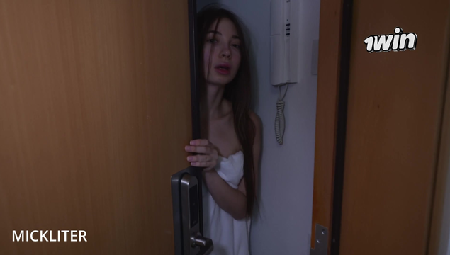 Я трахнул свою любимую порно модель MickLiter, когда случайное встретил её в отеле