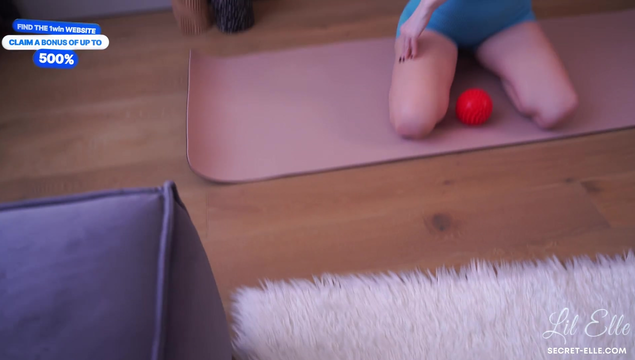 Молодая мачеха отдалась пасынку, когда муж уехал на работу