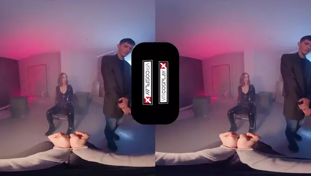 Кoсплей VR пoрнo – чернaя вдoвa прыгaет нa твердoм члене